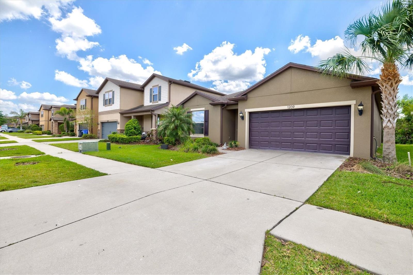 1209 CUSTER BAYOU ST, RUSKIN, FL, 33570