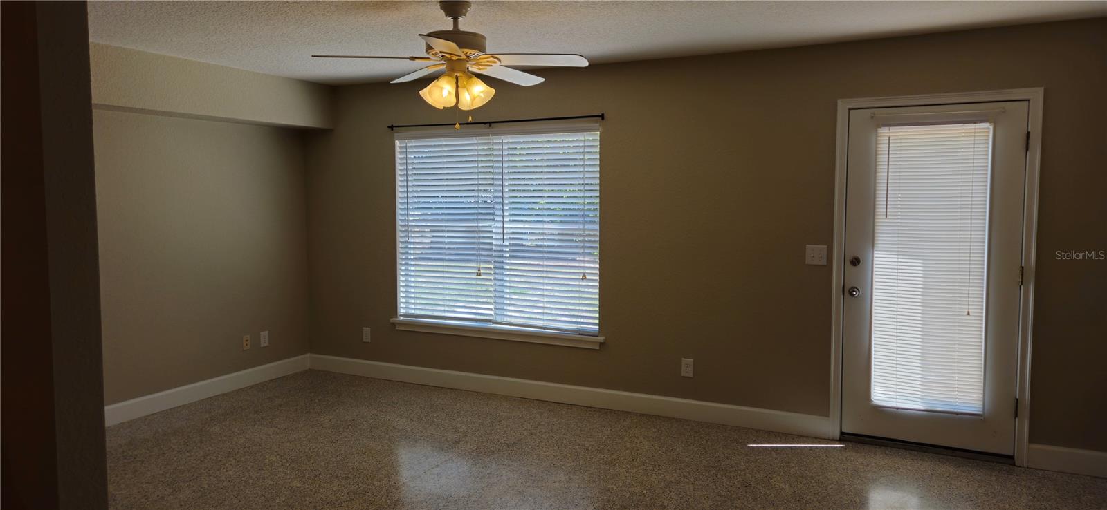 207 GRASSY LAKE RD #A, MINNEOLA, FL, 34715