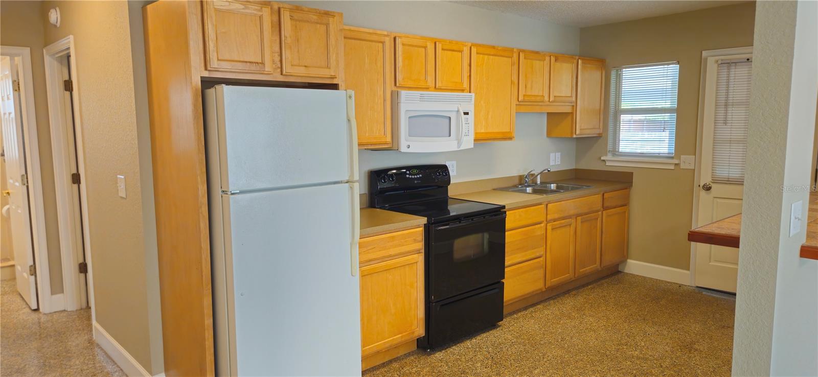 207 GRASSY LAKE RD #A, MINNEOLA, FL, 34715