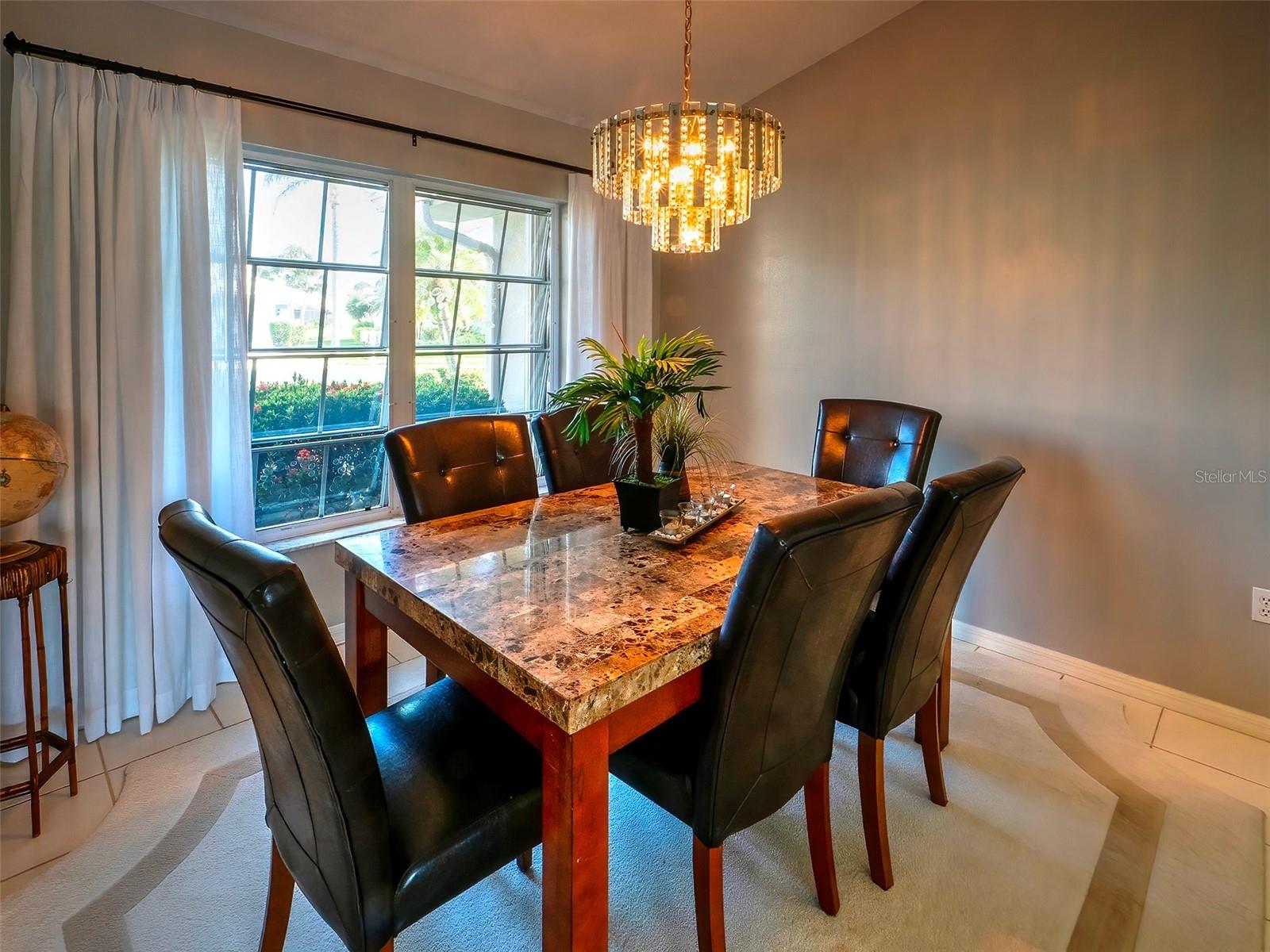 1611 VALLEY DR, VENICE, FL, 34292