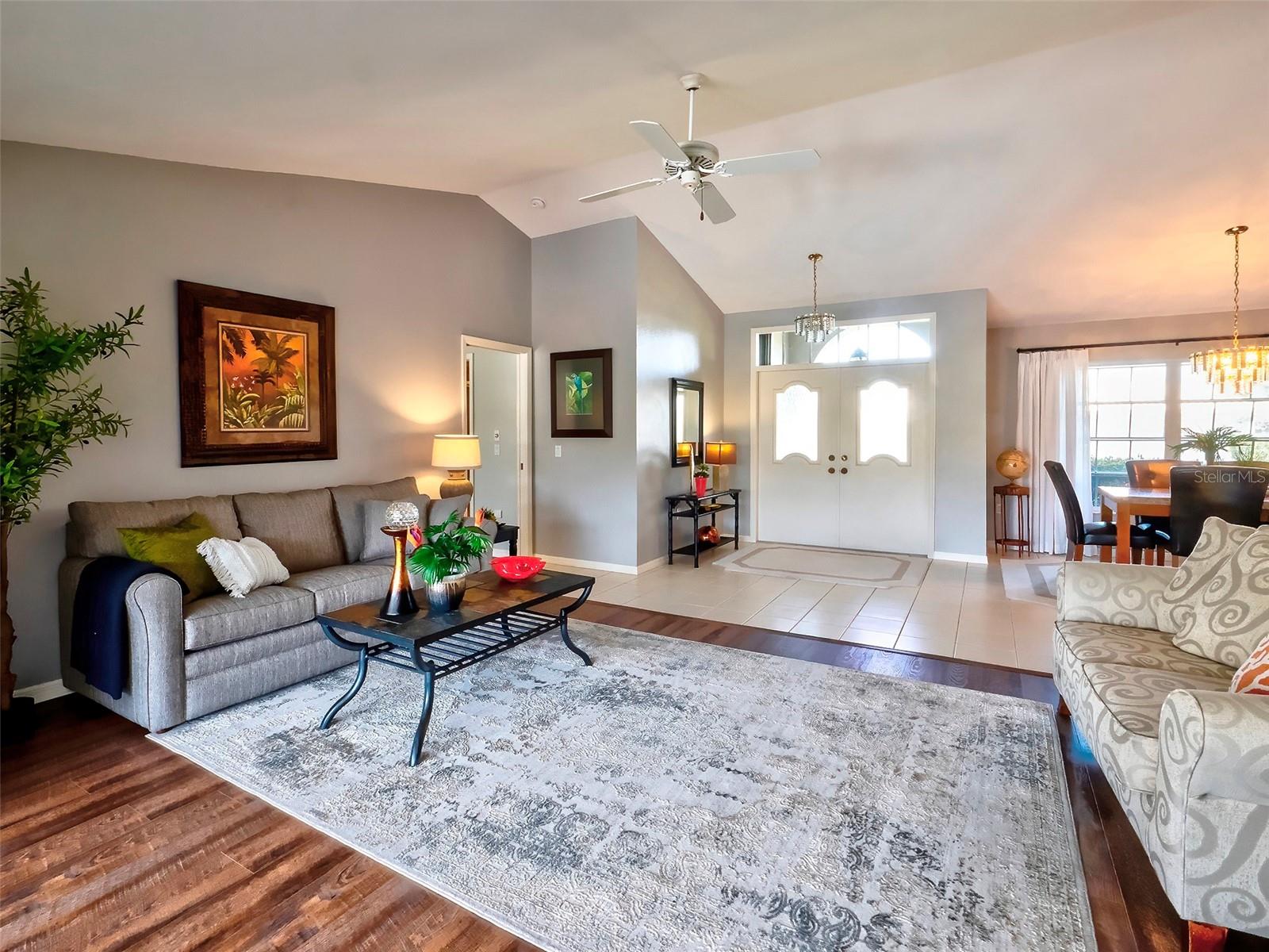 1611 VALLEY DR, VENICE, FL, 34292