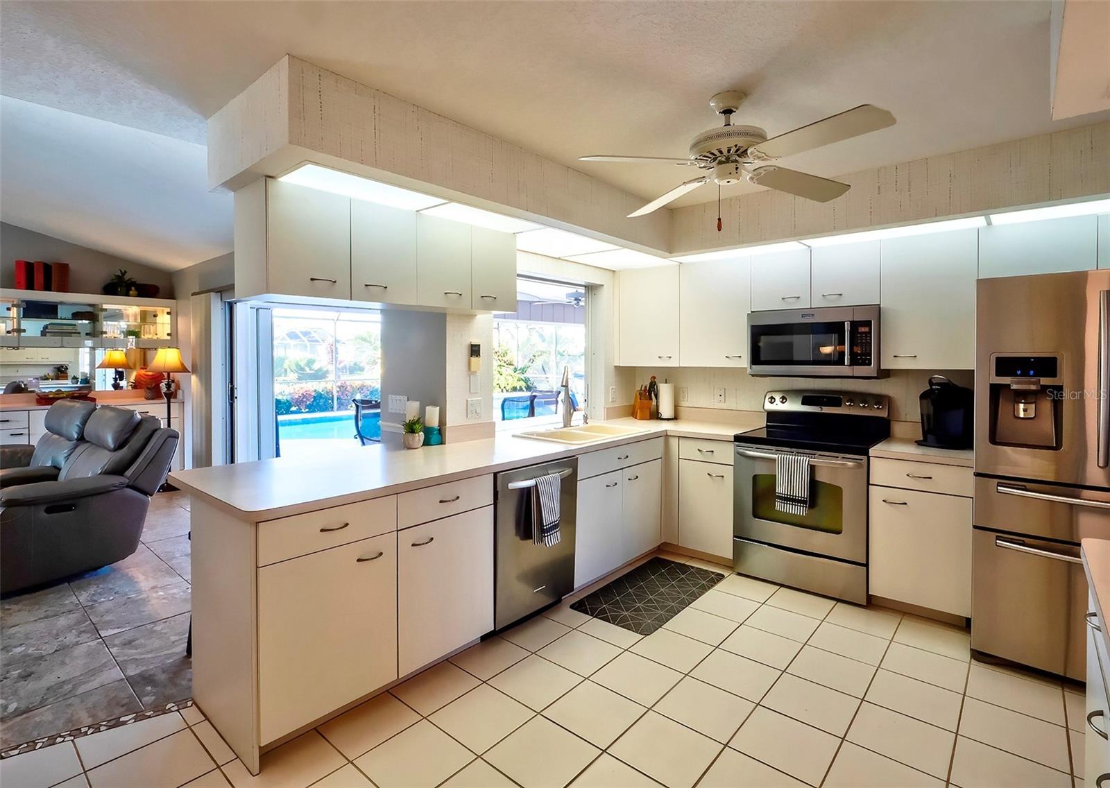 1611 VALLEY DR, VENICE, FL, 34292