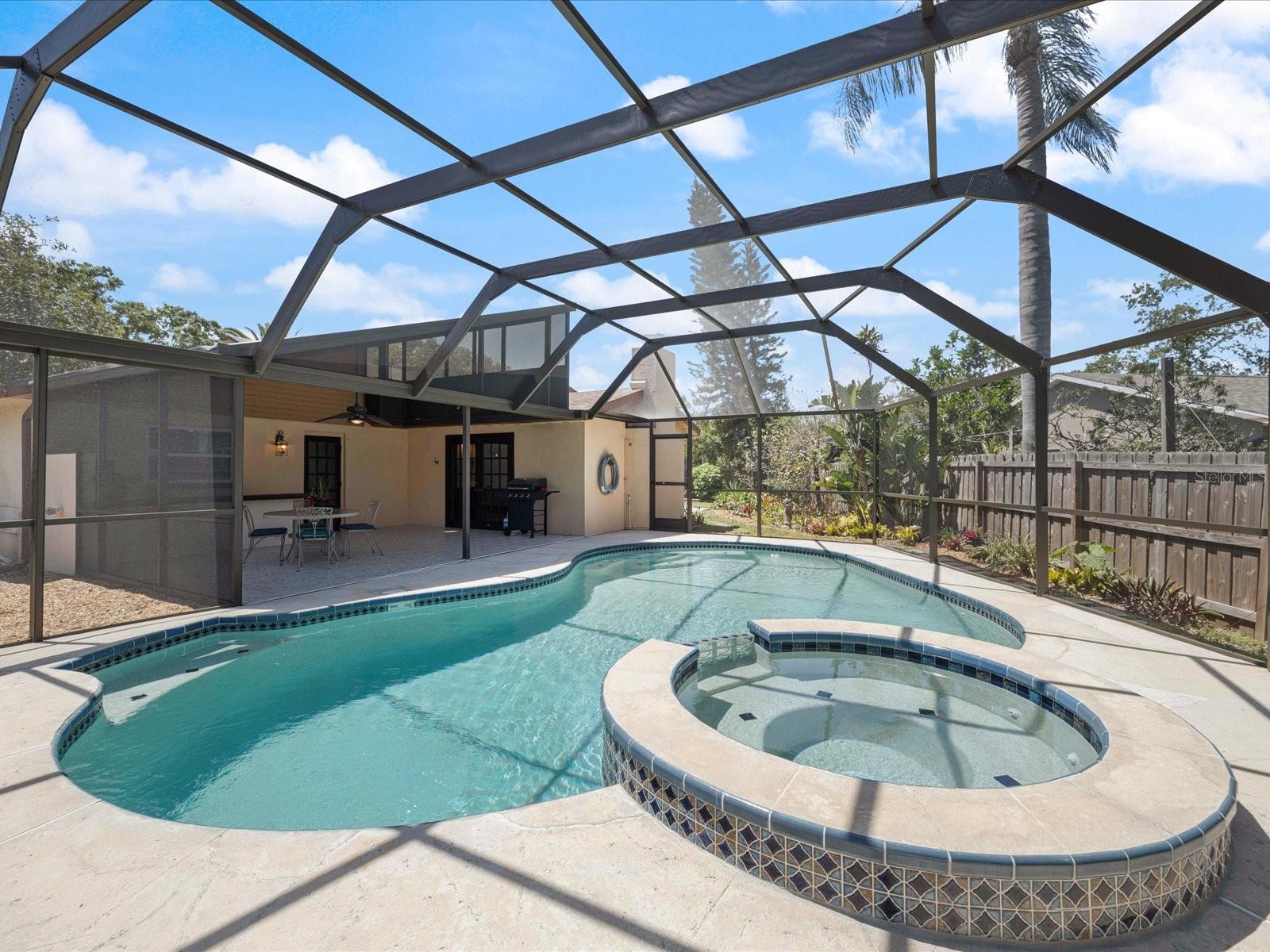 65 HARBOR WOODS CIR, SAFETY HARBOR, FL, 34695