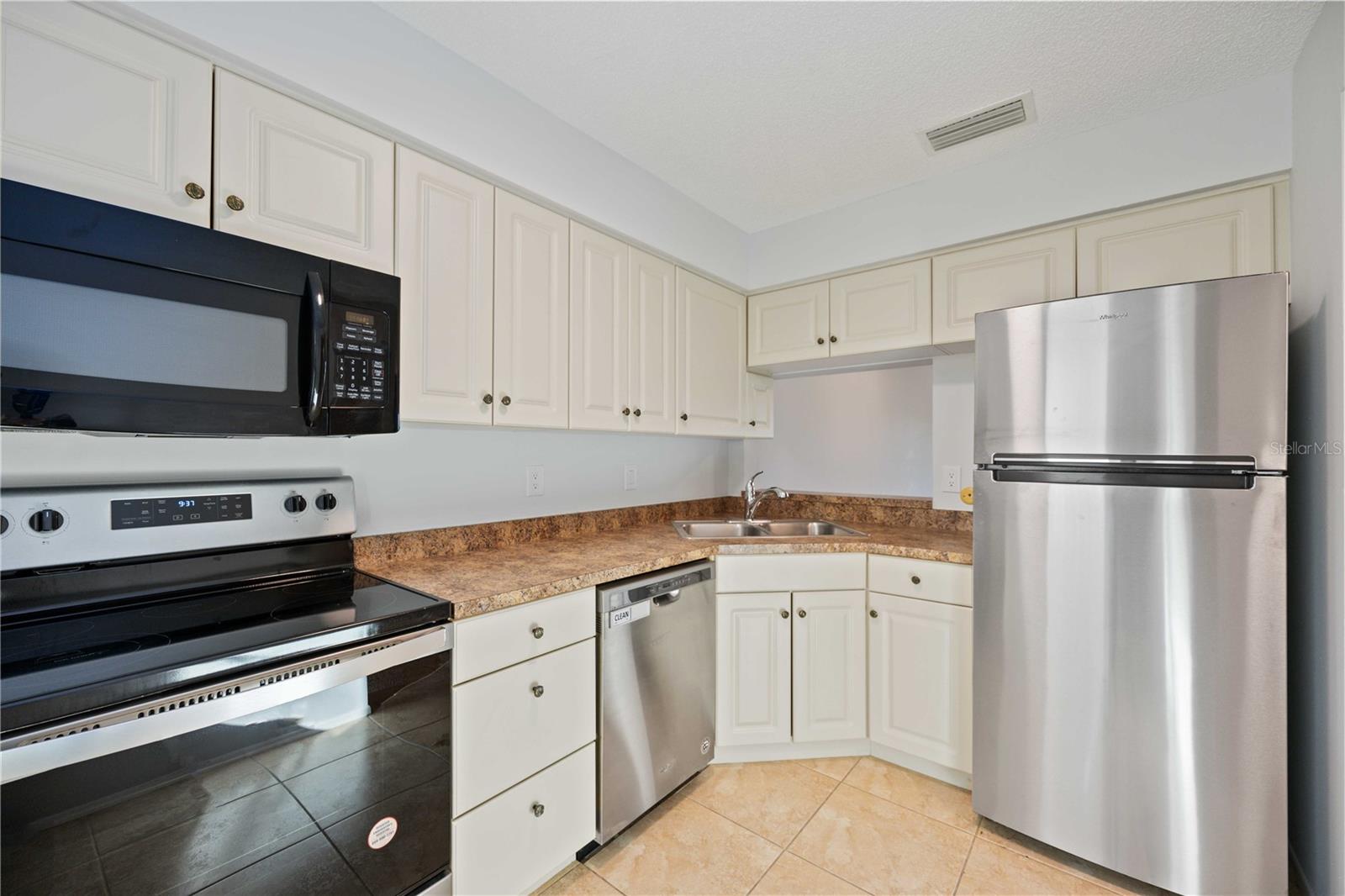 7294 CLOISTER DR #27, SARASOTA, FL, 34231