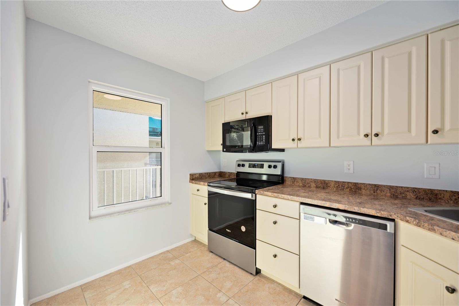 7294 CLOISTER DR #27, SARASOTA, FL, 34231