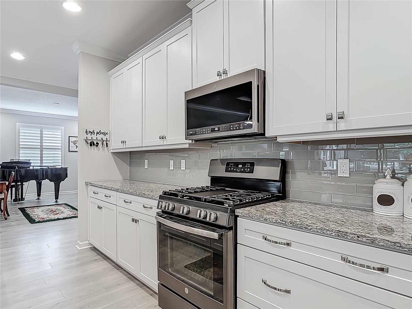 425 WEDGEWORTH LN, DELAND, FL, 32724