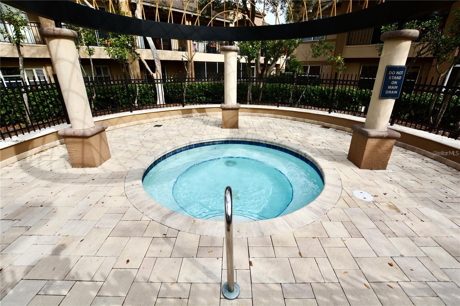 905 NORMANDY TRACE RD, TAMPA, FL, 33602