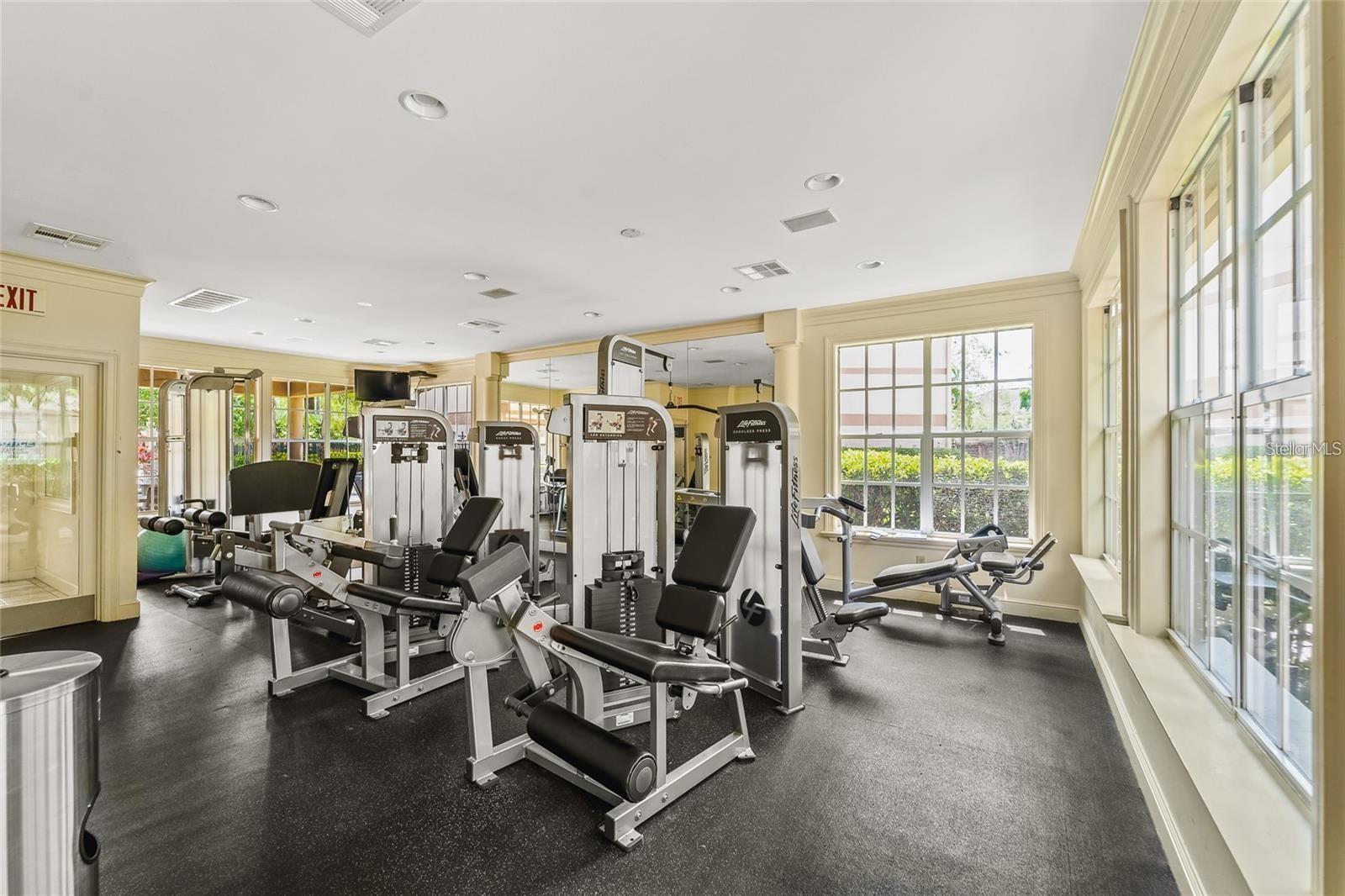 905 NORMANDY TRACE RD, TAMPA, FL, 33602