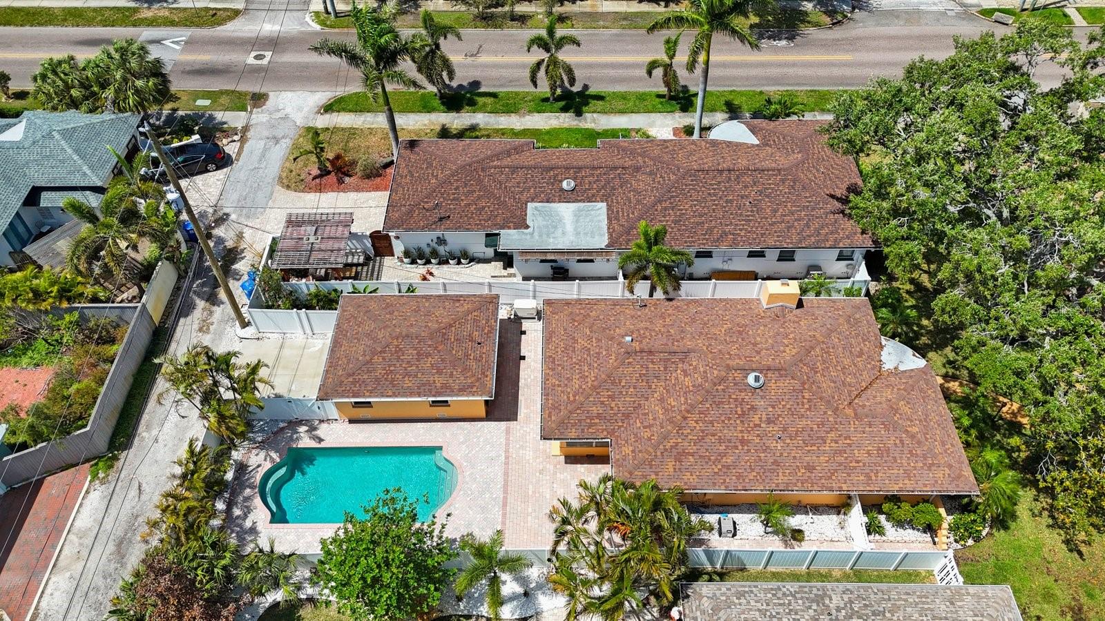 110 27TH AVE NE, ST PETERSBURG, FL, 33704