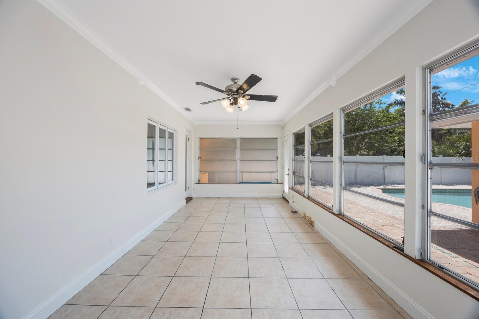 110 27TH AVE NE, ST PETERSBURG, FL, 33704