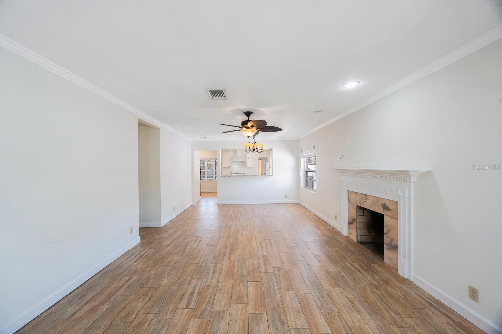 110 27TH AVE NE, ST PETERSBURG, FL, 33704