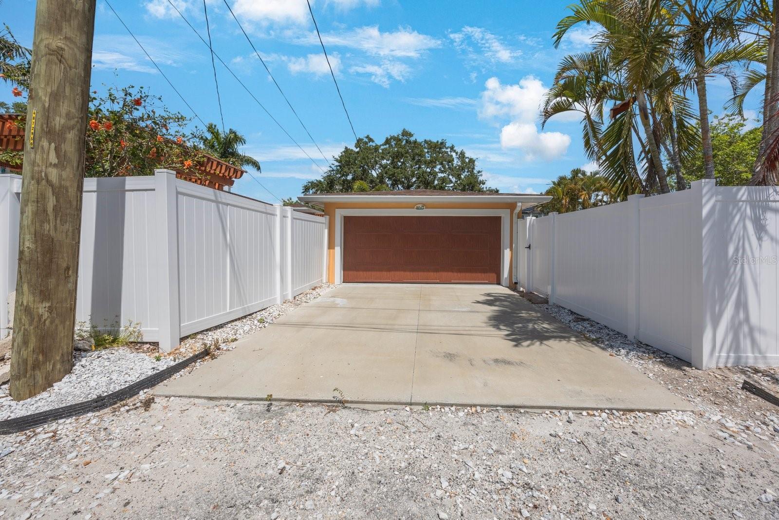 110 27TH AVE NE, ST PETERSBURG, FL, 33704