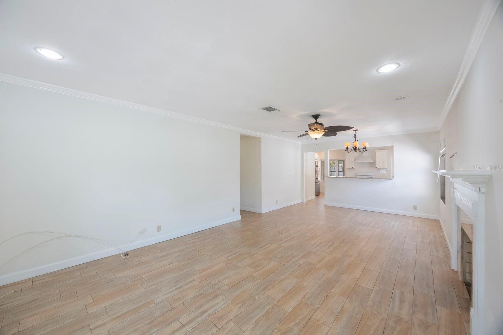 110 27TH AVE NE, ST PETERSBURG, FL, 33704