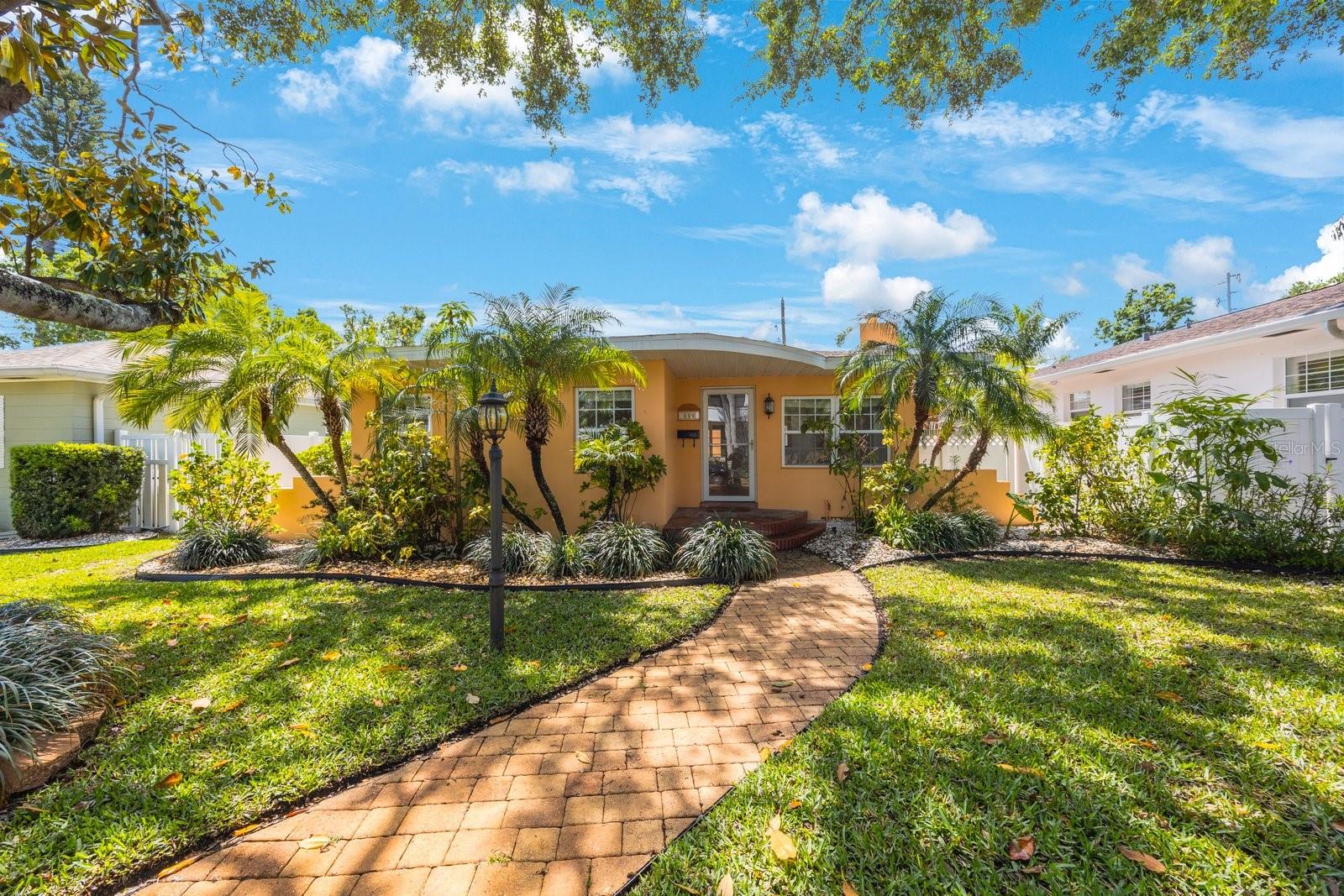 110 27TH AVE NE, ST PETERSBURG, FL, 33704
