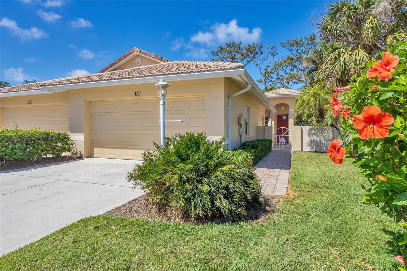 121 AUBURN WOODS CIR, VENICE, FL, 34292