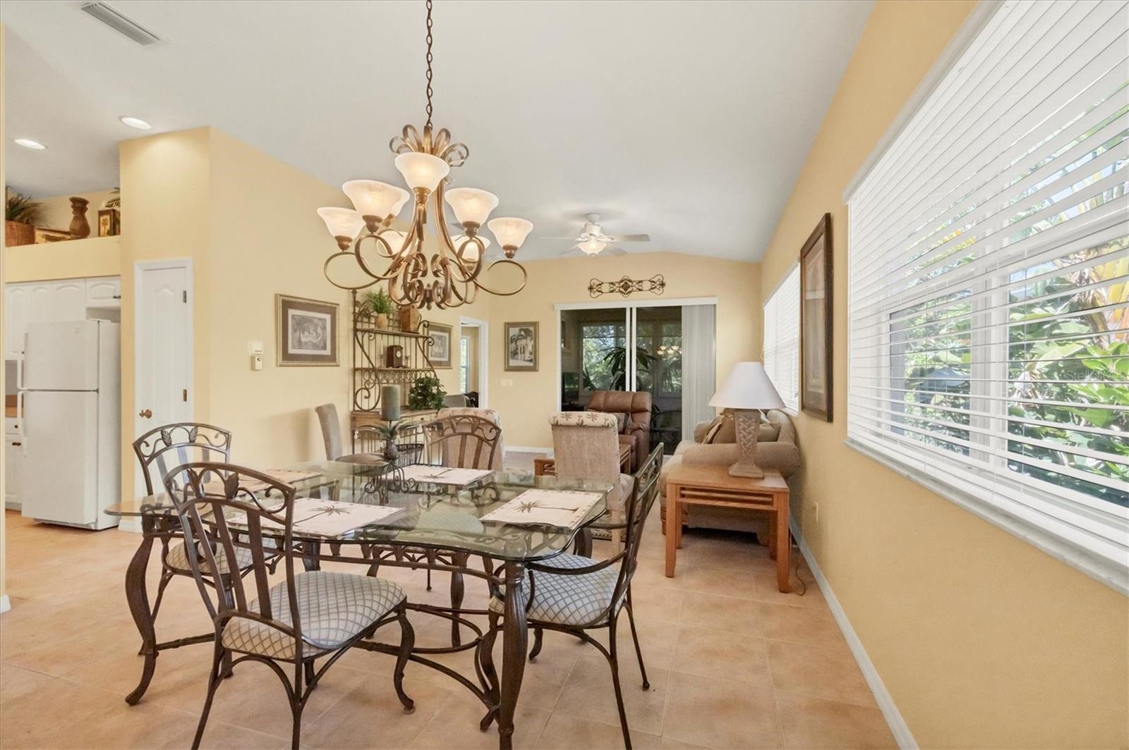 121 AUBURN WOODS CIR, VENICE, FL, 34292
