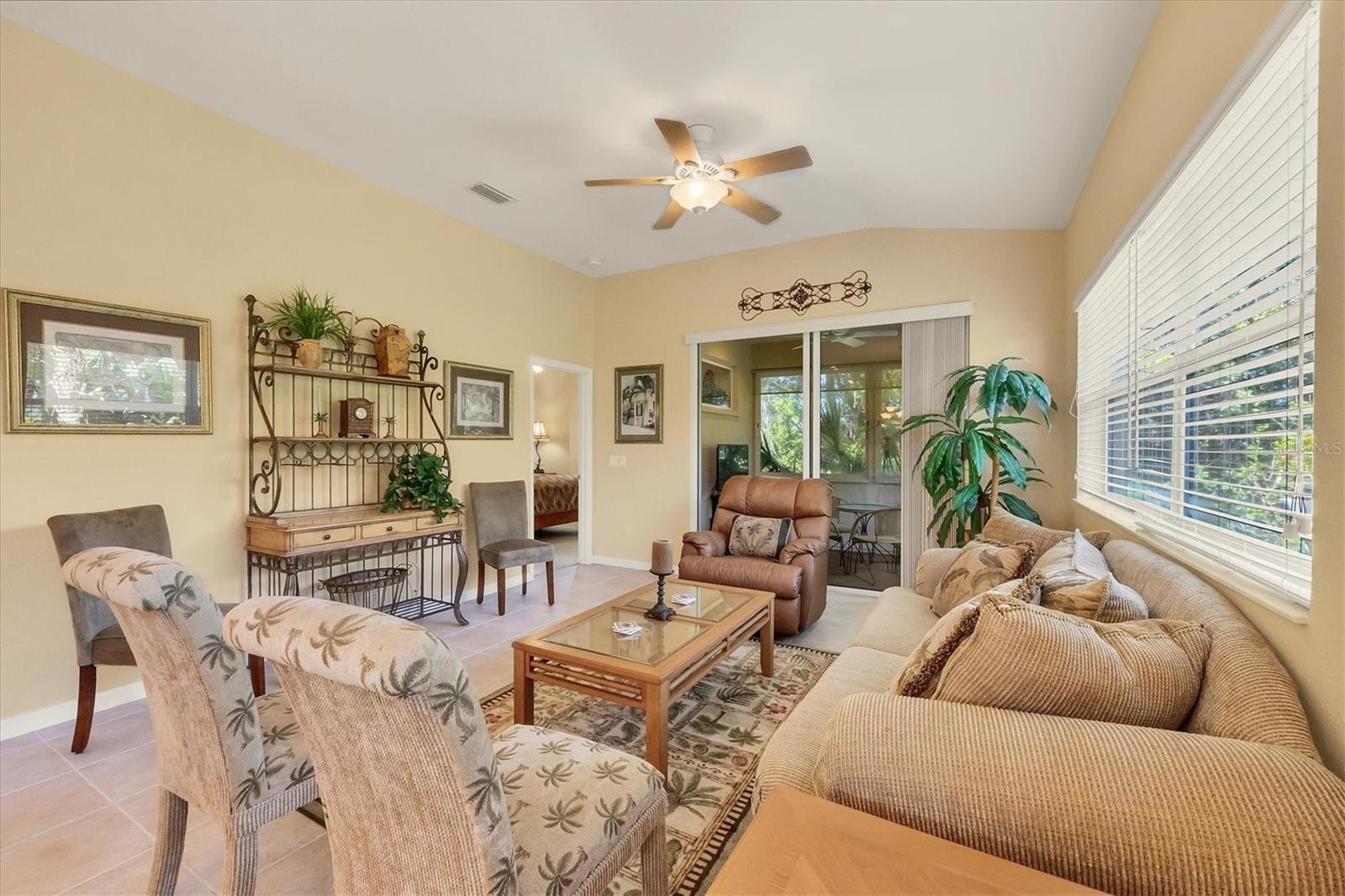 121 AUBURN WOODS CIR, VENICE, FL, 34292