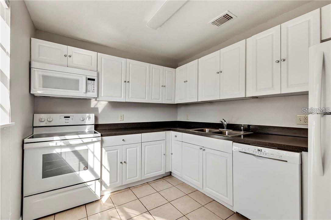 4051 DIJON DR #4051J, ORLANDO, FL, 32808