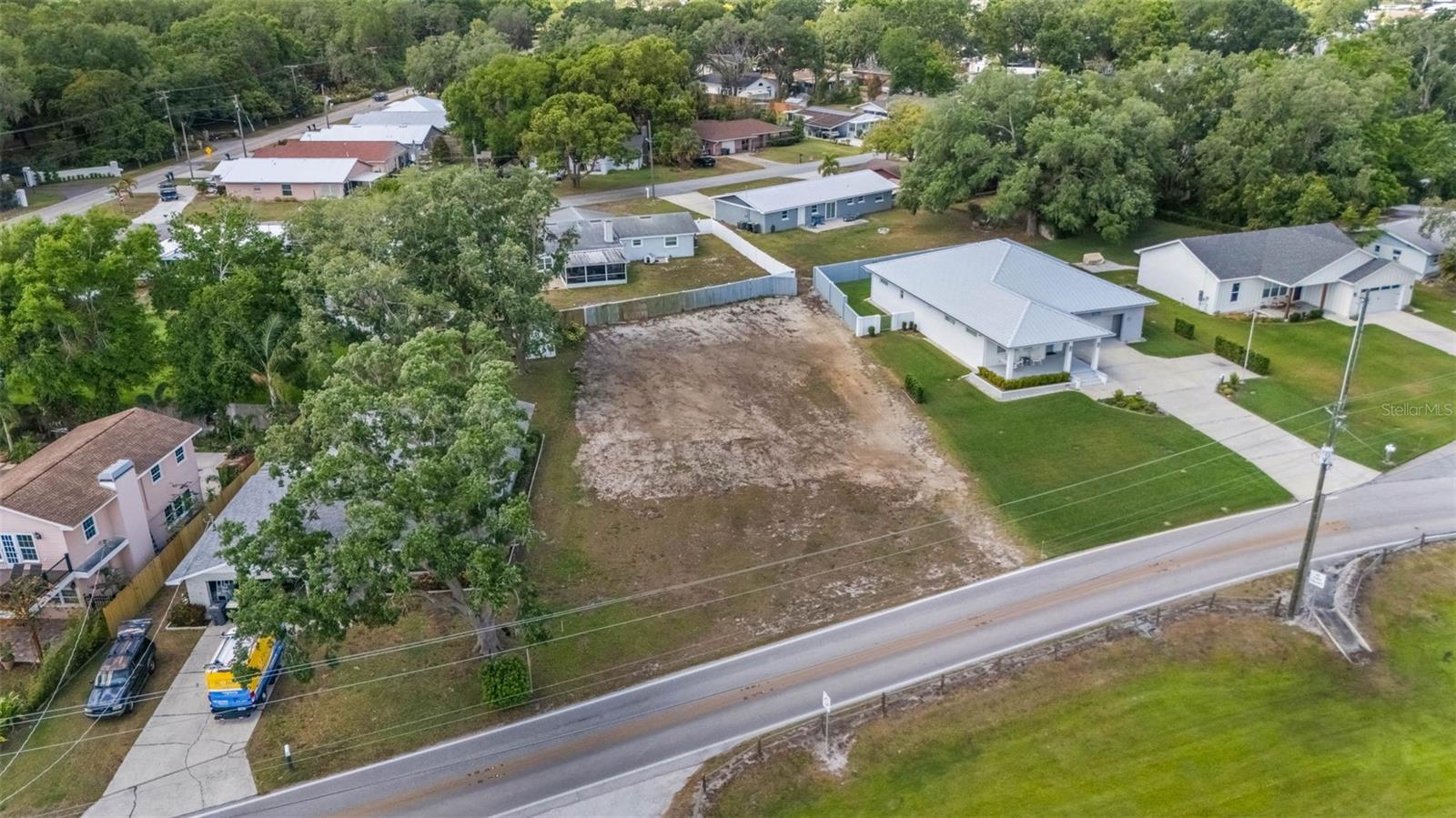 612 W LAKE SUMMIT DR, WINTER HAVEN, FL, 33884