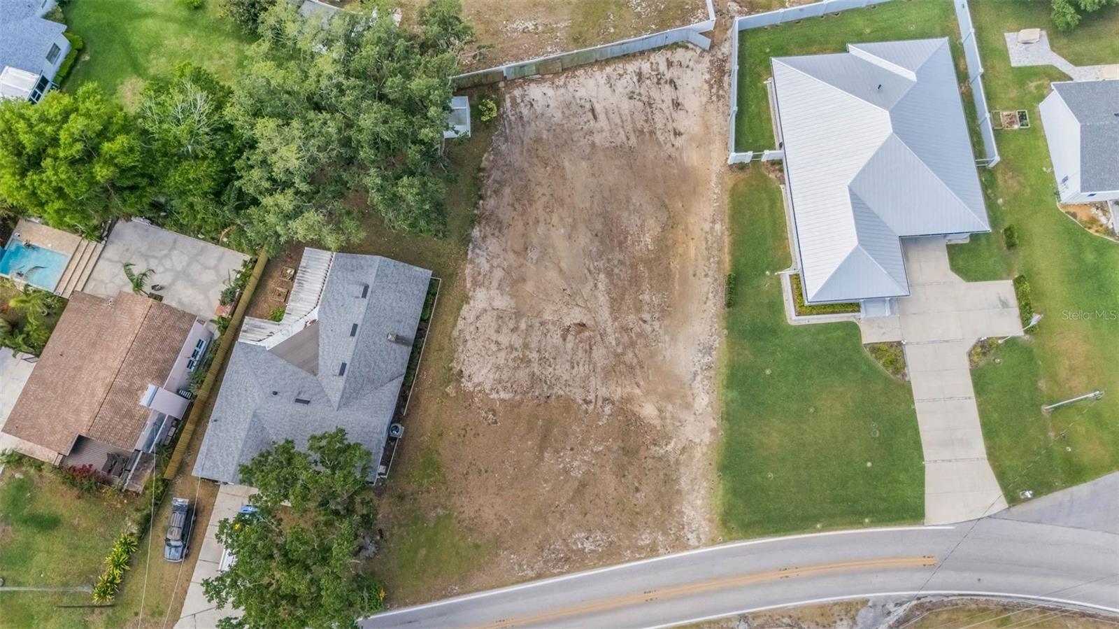 612 W LAKE SUMMIT DR, WINTER HAVEN, FL, 33884