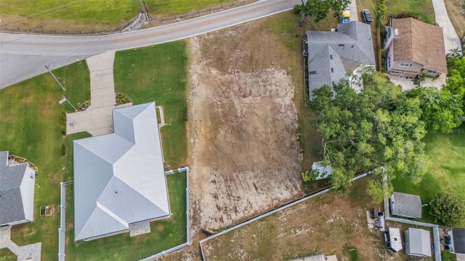 612 W LAKE SUMMIT DR, WINTER HAVEN, FL, 33884