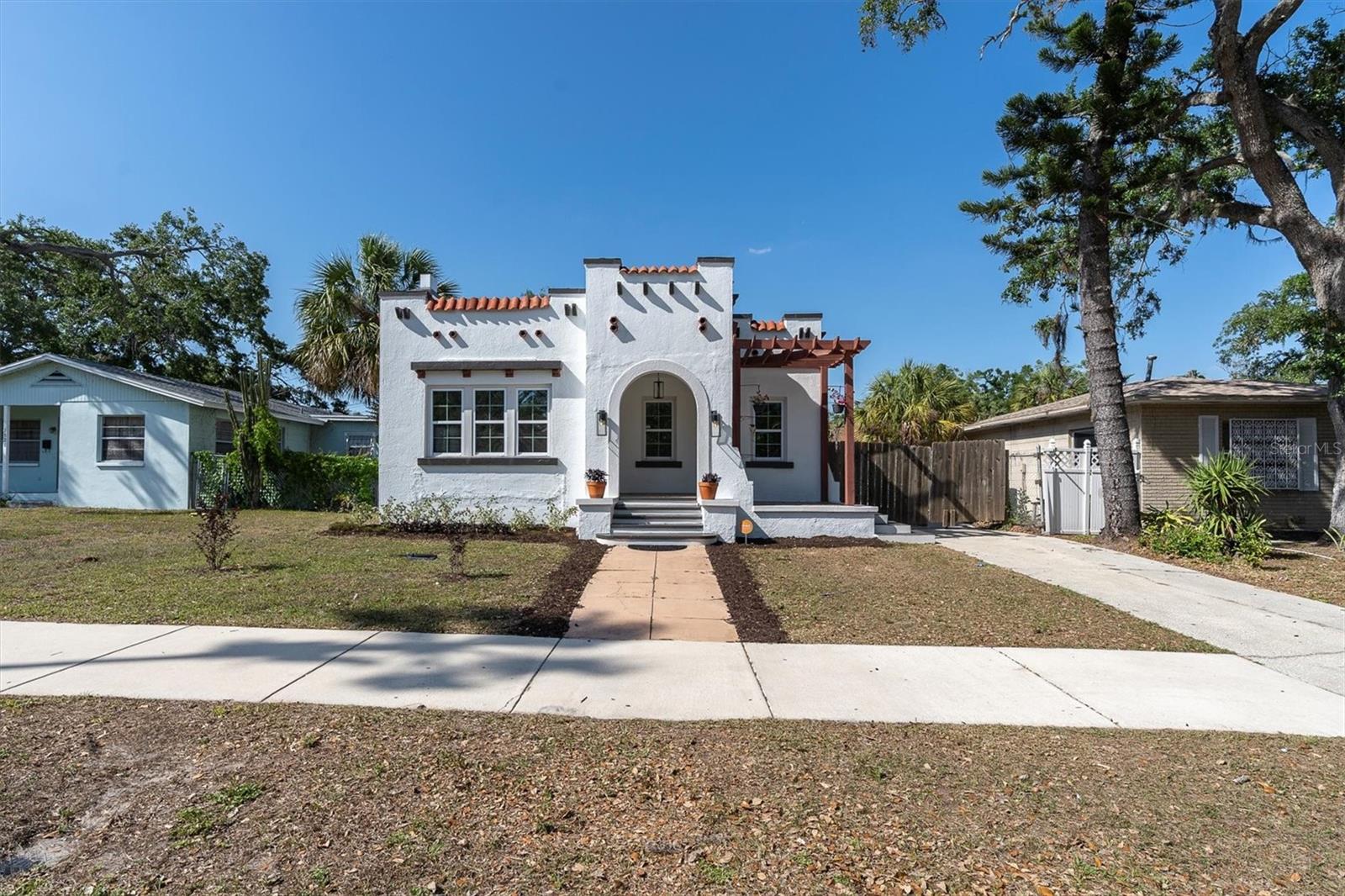 1511 22ND AVE S, ST PETERSBURG, FL, 33705