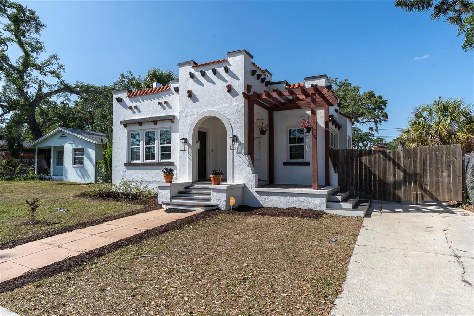 1511 22ND AVE S, ST PETERSBURG, FL, 33705