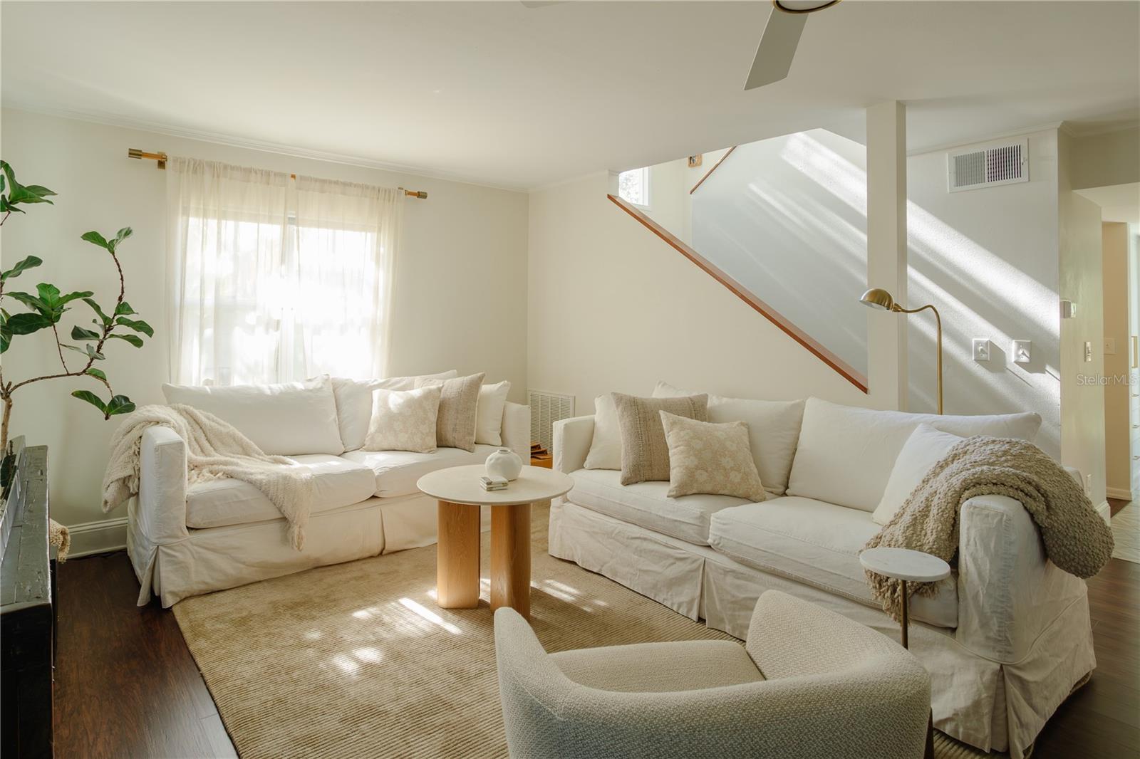 2337 IXORA AVE, SARASOTA, FL, 34234