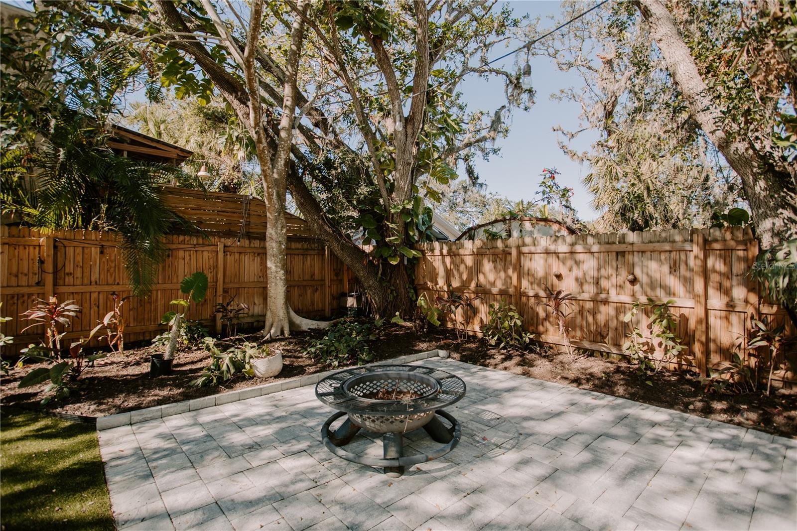 2337 IXORA AVE, SARASOTA, FL, 34234