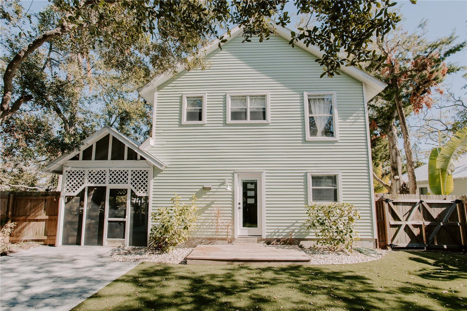 2337 IXORA AVE, SARASOTA, FL, 34234