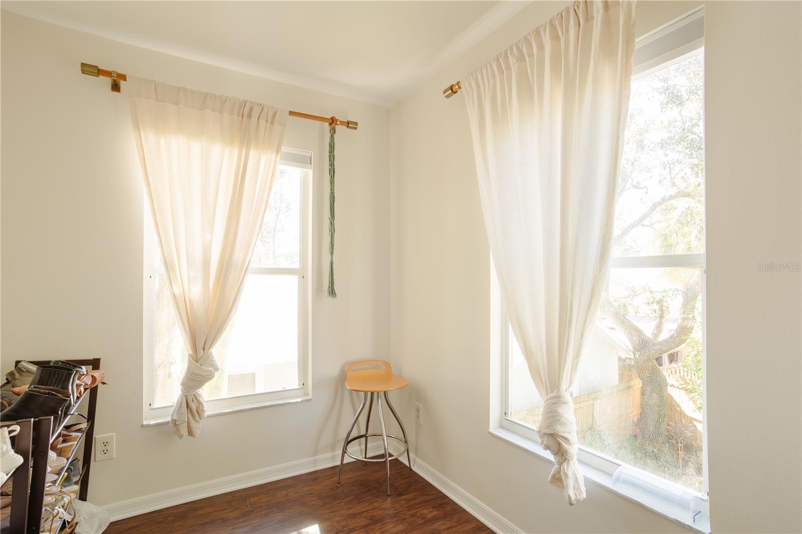 2337 IXORA AVE, SARASOTA, FL, 34234