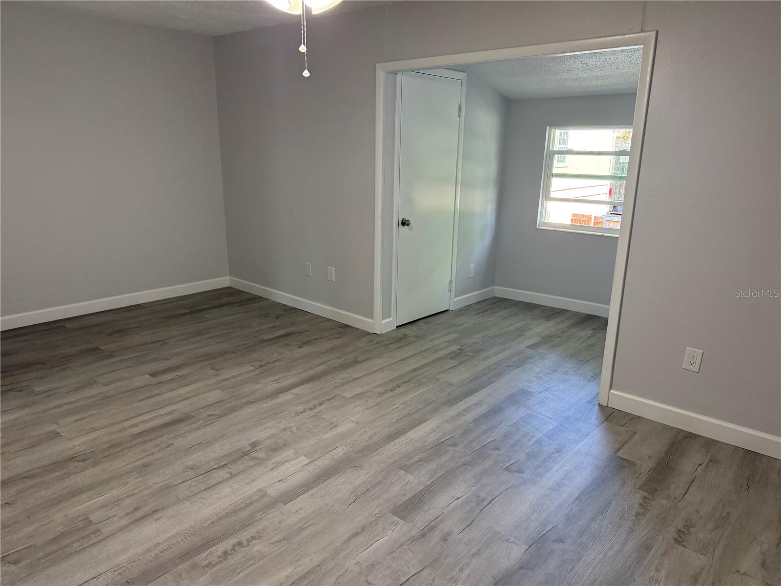 152 DOUGLAS RD W #B, OLDSMAR, FL, 34677