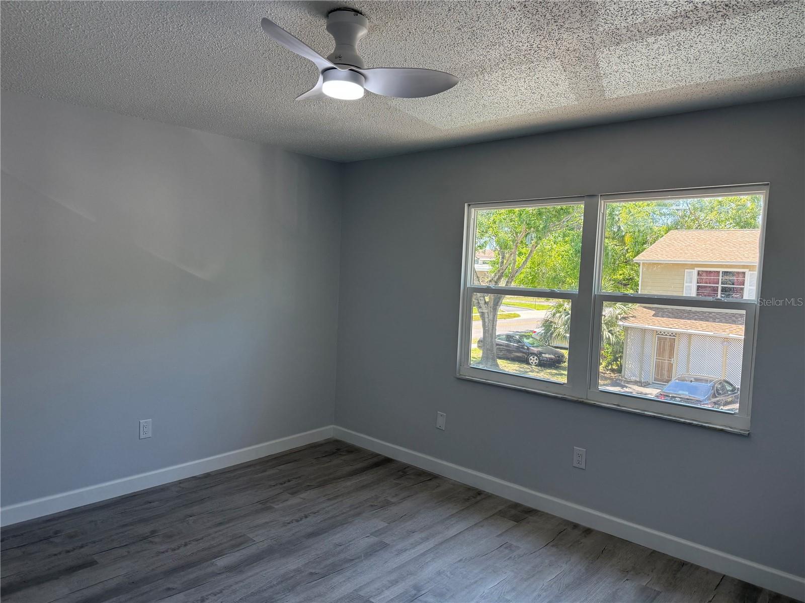 152 DOUGLAS RD W #B, OLDSMAR, FL, 34677