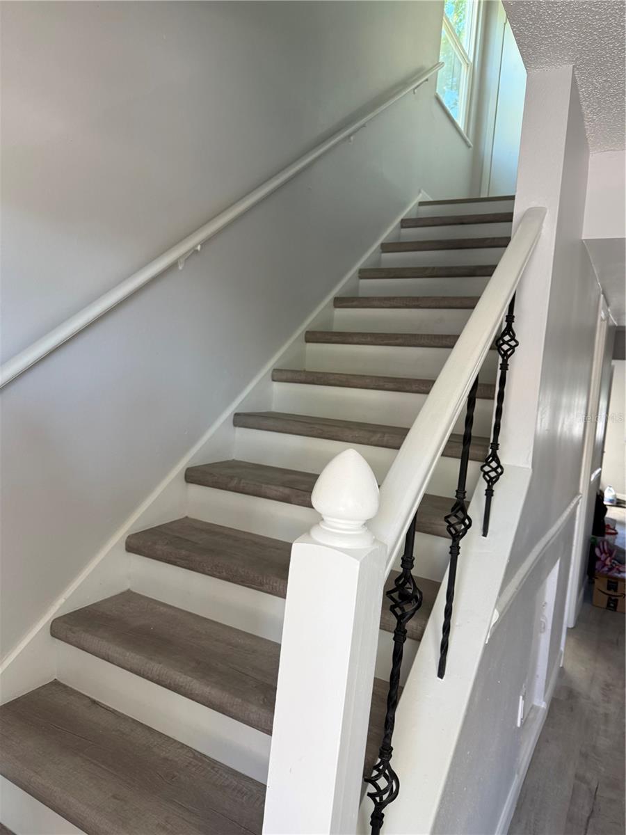 152 DOUGLAS RD W #B, OLDSMAR, FL, 34677