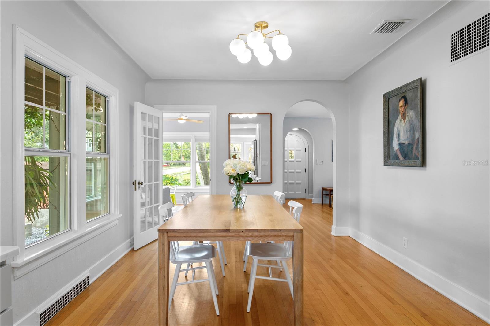 1101 11TH ST N, ST PETERSBURG, FL, 33705