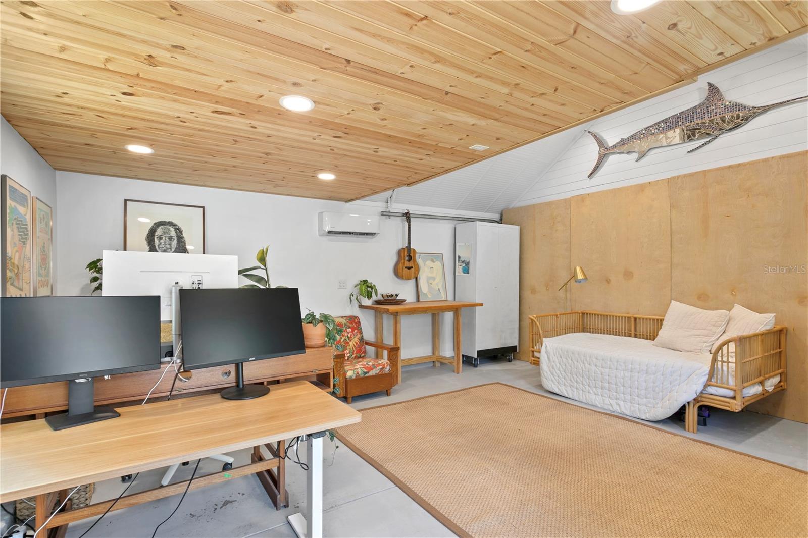 1101 11TH ST N, ST PETERSBURG, FL, 33705