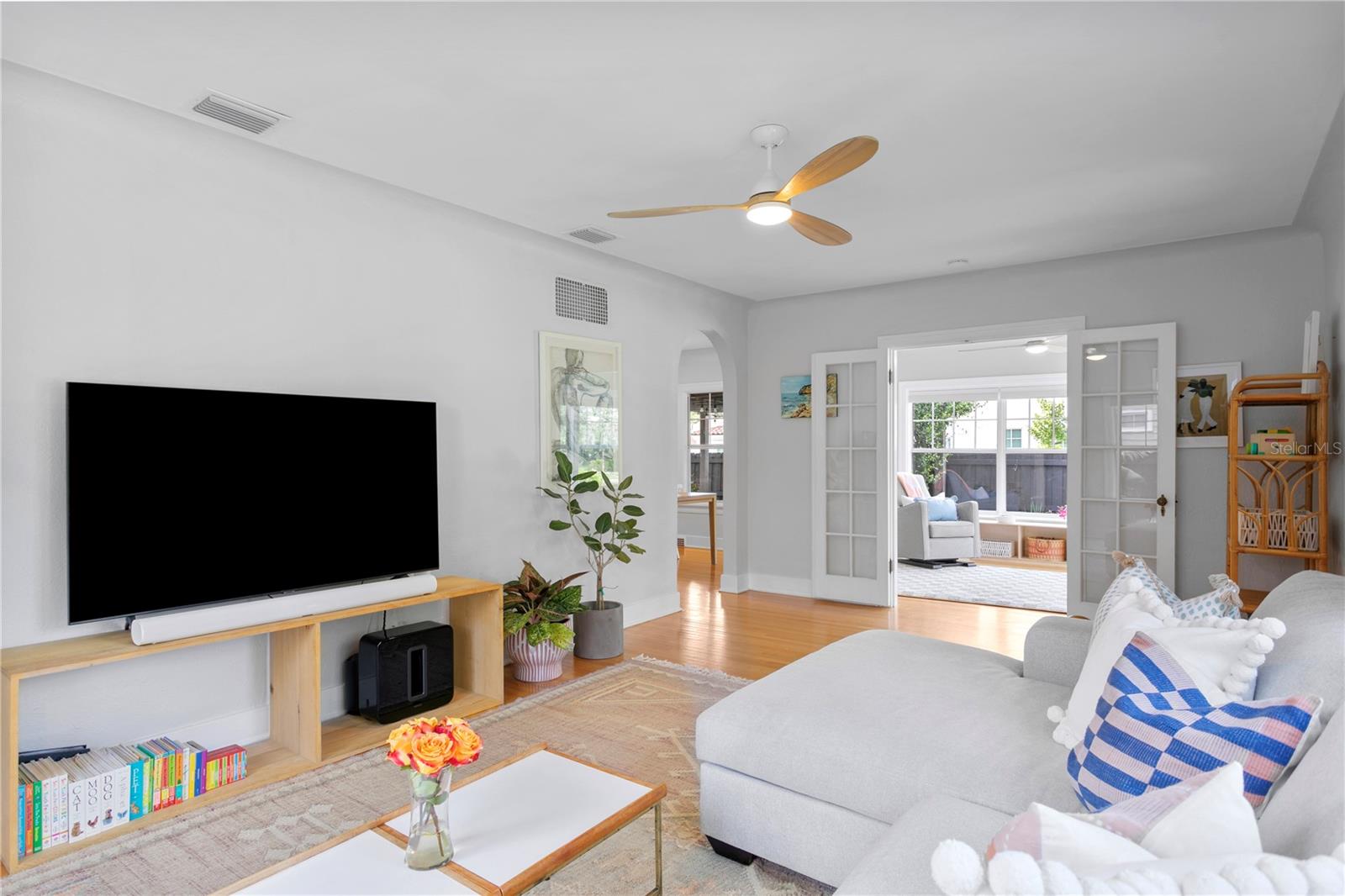 1101 11TH ST N, ST PETERSBURG, FL, 33705