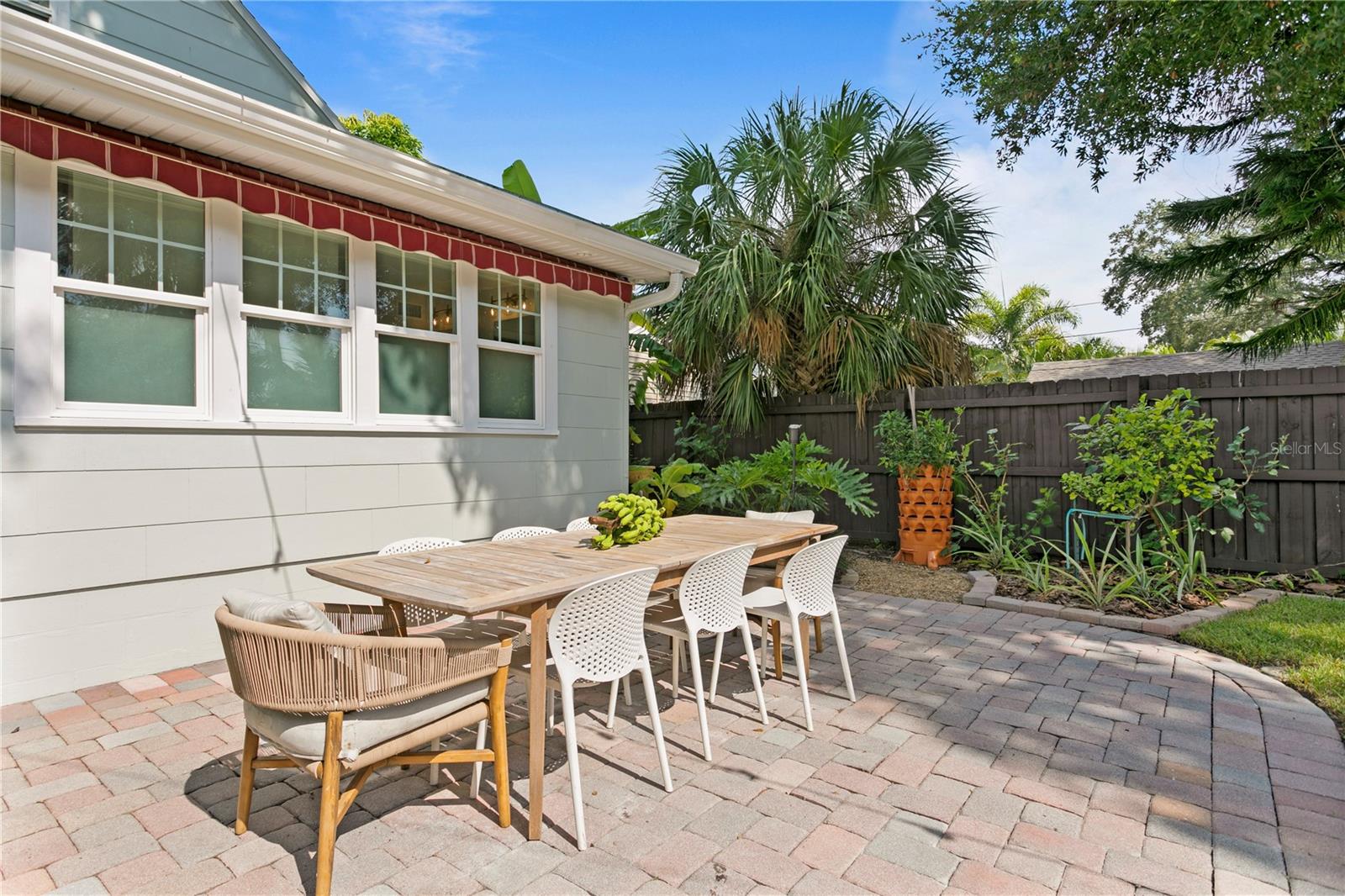 1101 11TH ST N, ST PETERSBURG, FL, 33705