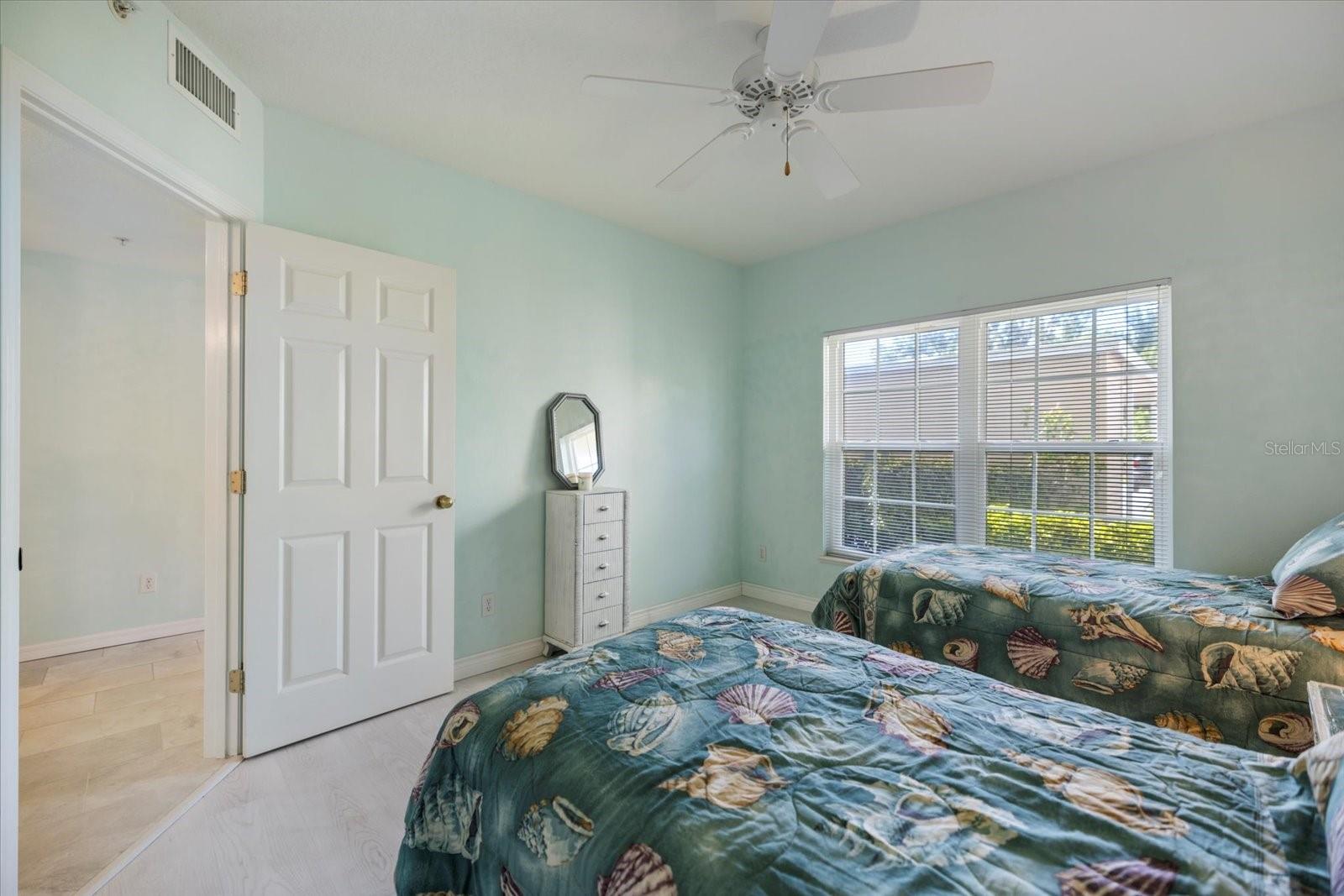 400 LAUREL LAKE DR #104, VENICE, FL, 34292