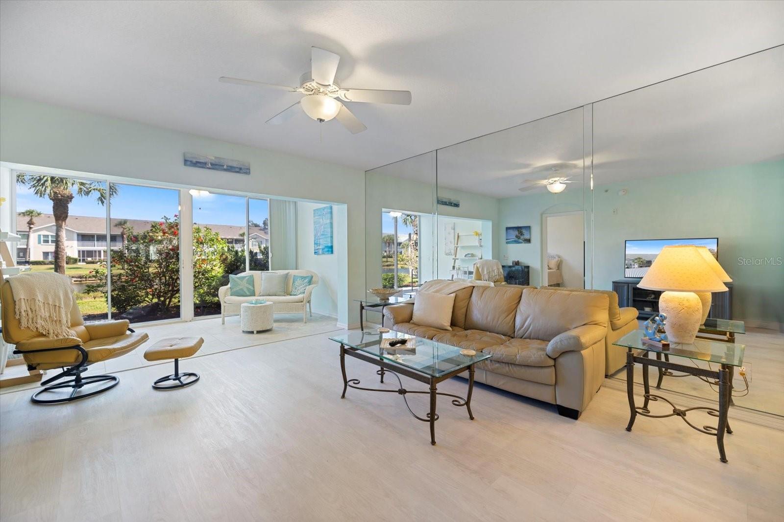 400 LAUREL LAKE DR #104, VENICE, FL, 34292