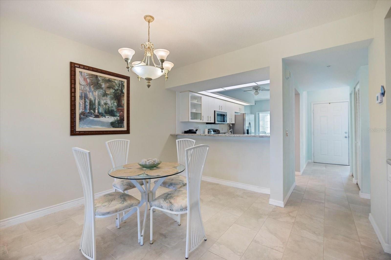400 LAUREL LAKE DR #104, VENICE, FL, 34292