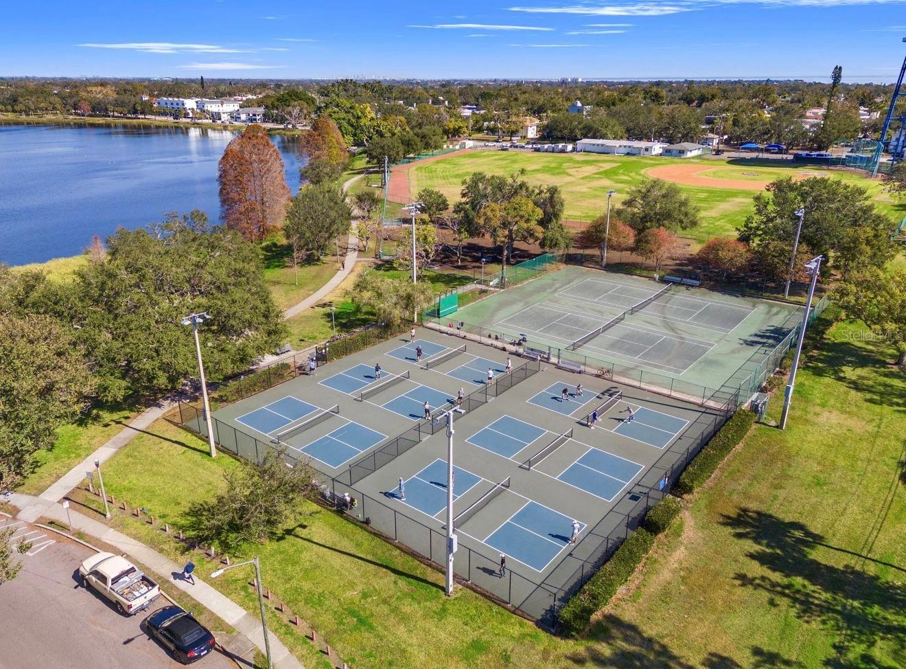 2320 5TH ST N, ST PETERSBURG, FL, 33704
