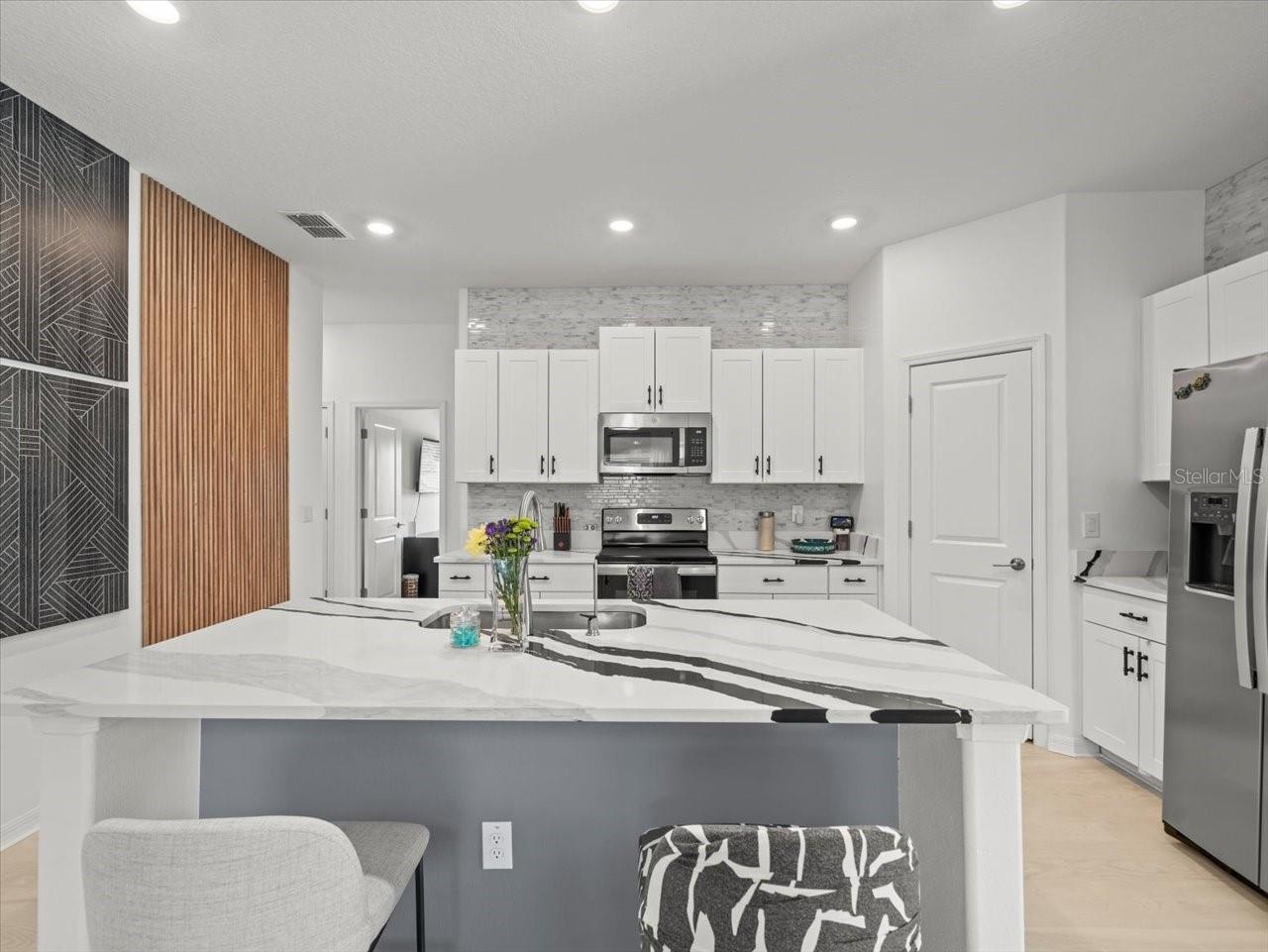 9617 BRANCHING SHIP TRCE, WESLEY CHAPEL, FL, 33545