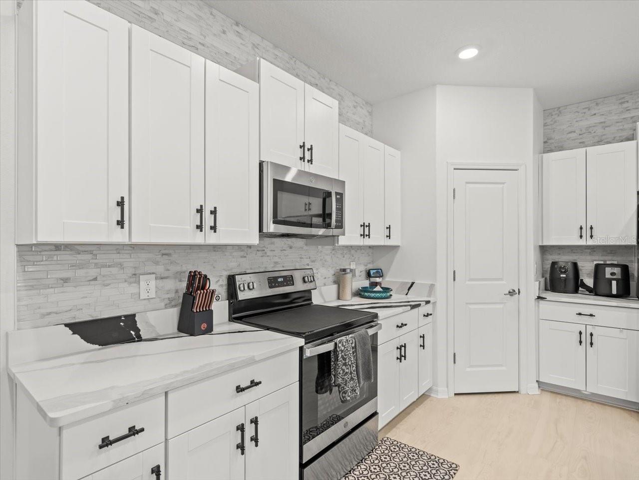 9617 BRANCHING SHIP TRCE, WESLEY CHAPEL, FL, 33545