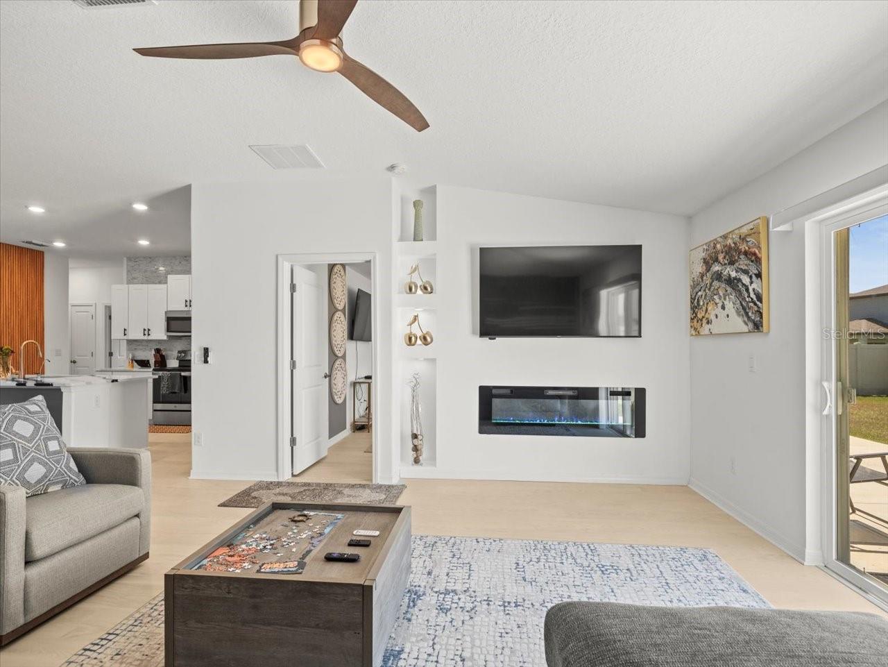 9617 BRANCHING SHIP TRCE, WESLEY CHAPEL, FL, 33545