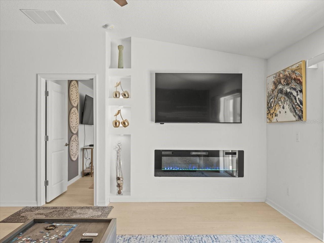 9617 BRANCHING SHIP TRCE, WESLEY CHAPEL, FL, 33545