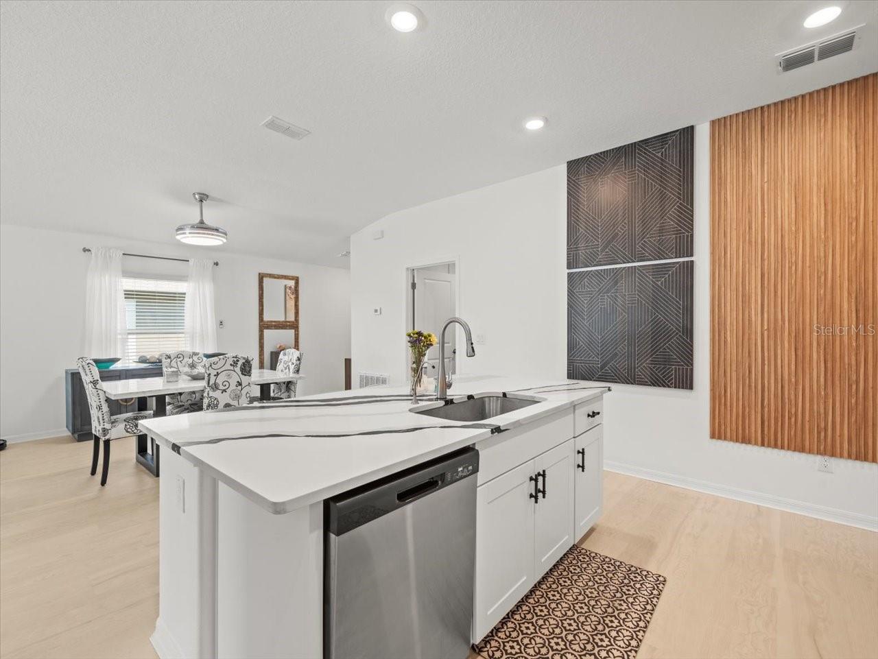 9617 BRANCHING SHIP TRCE, WESLEY CHAPEL, FL, 33545
