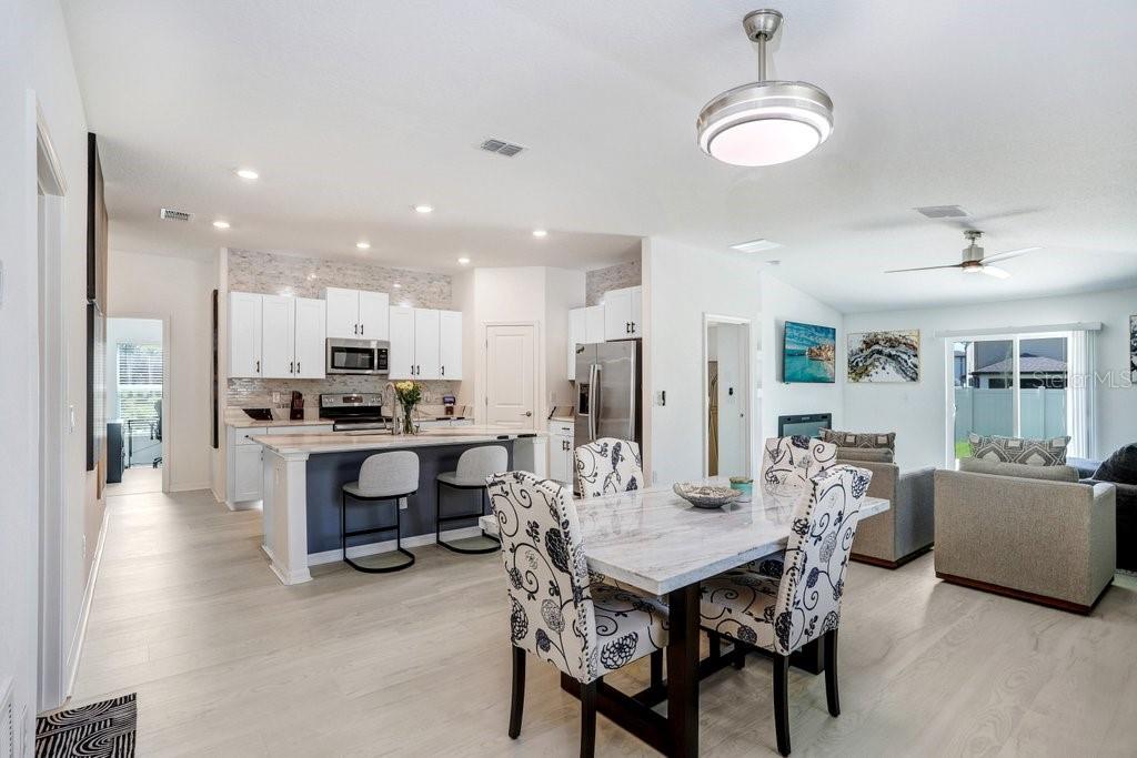 9617 BRANCHING SHIP TRCE, WESLEY CHAPEL, FL, 33545