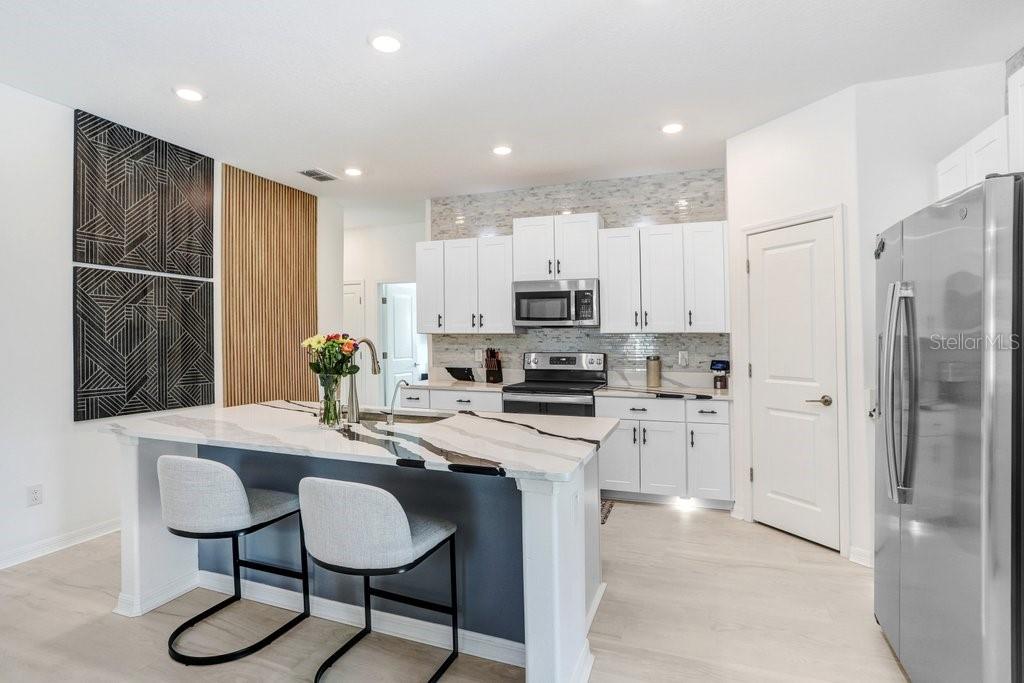 9617 BRANCHING SHIP TRCE, WESLEY CHAPEL, FL, 33545