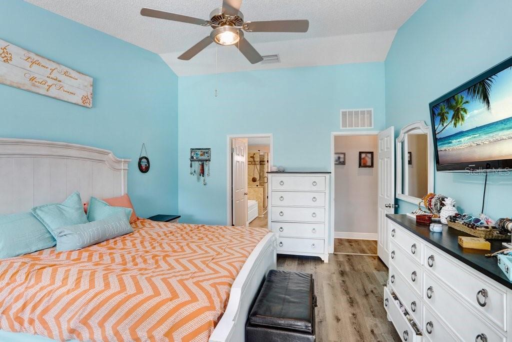 2558 ARBORWOOD DR, VALRICO, FL, 33596
